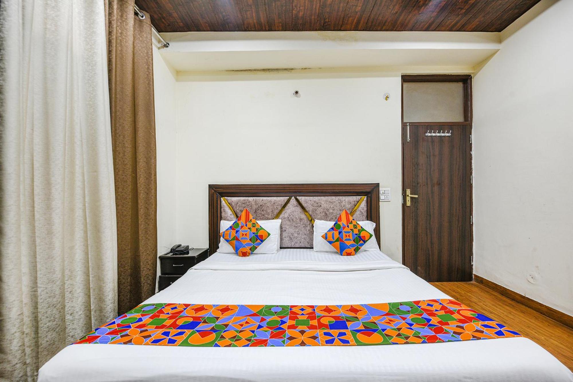 Fabhotel Royal Inn Csandígarh Kültér fotó