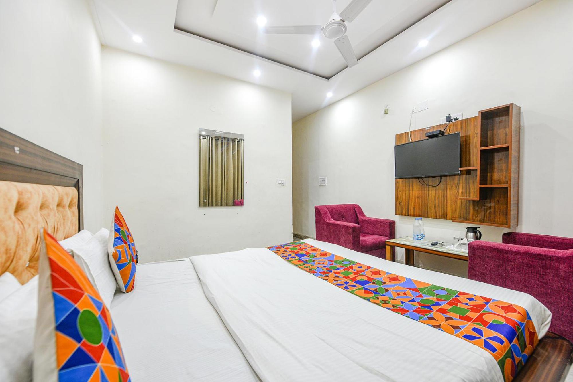 Fabhotel Royal Inn Csandígarh Kültér fotó